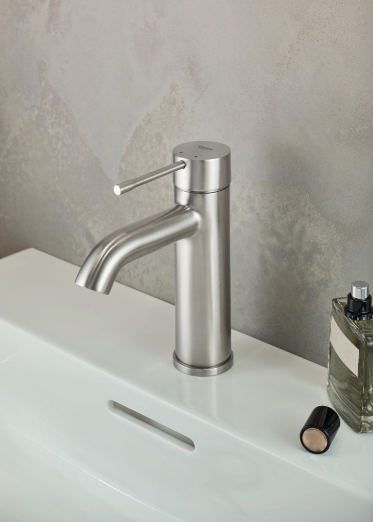 GROHE Essence New malá umývadlová batéria