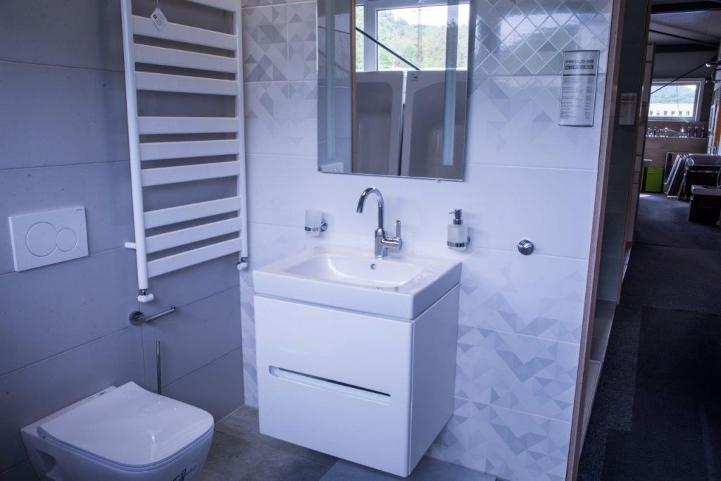 Kúpeľňové štúdio PREDOS-BB moderná kúpeľňa