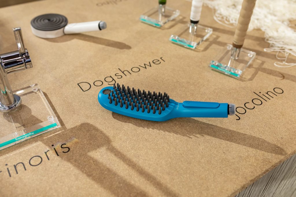 Mybath výstava ISHsk 2021 - ručná sprcha hansgrohe Dogshower